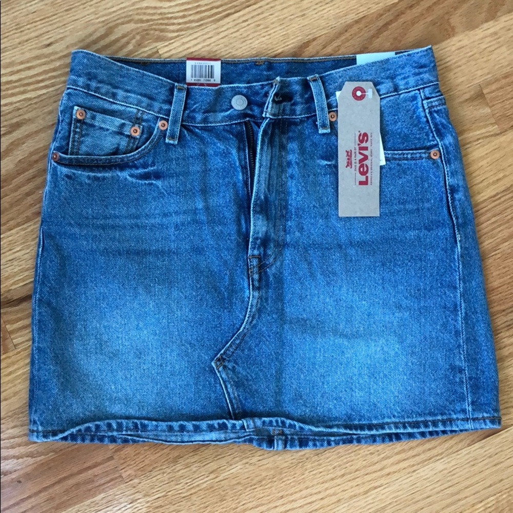 Levi’s Deconstructed Denim Skirt